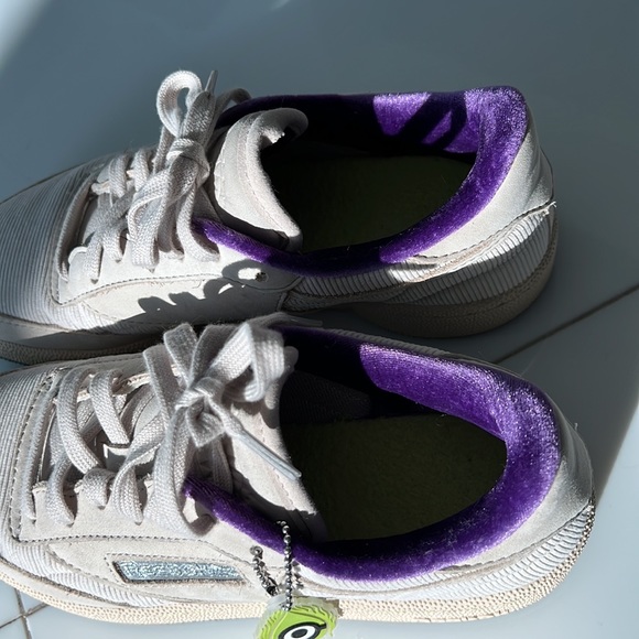 Reebok Sneakers - Picture 3 of 6